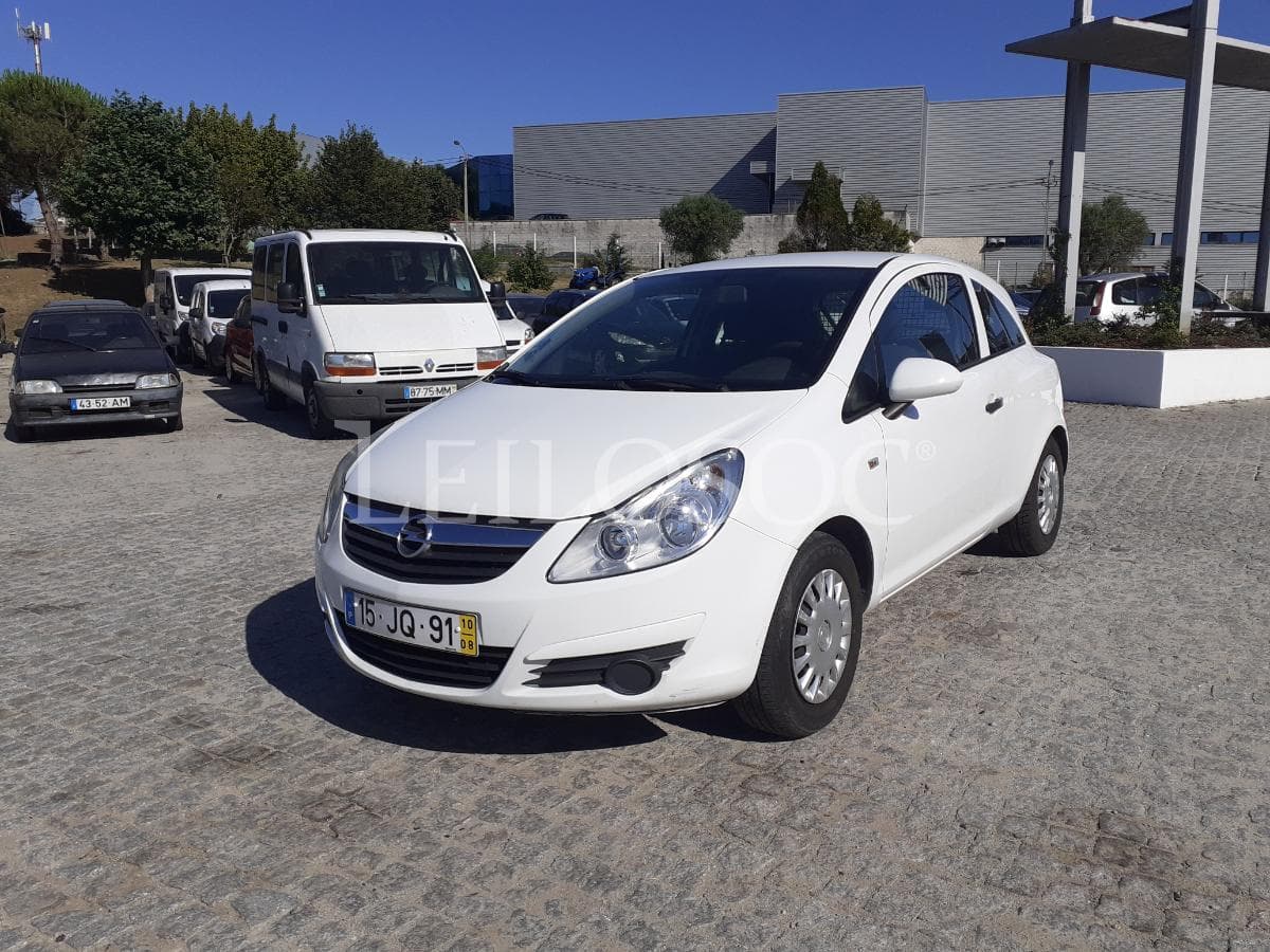 Opel Corsa VAN 1.3 CDTI · Ano 2010 — image 3