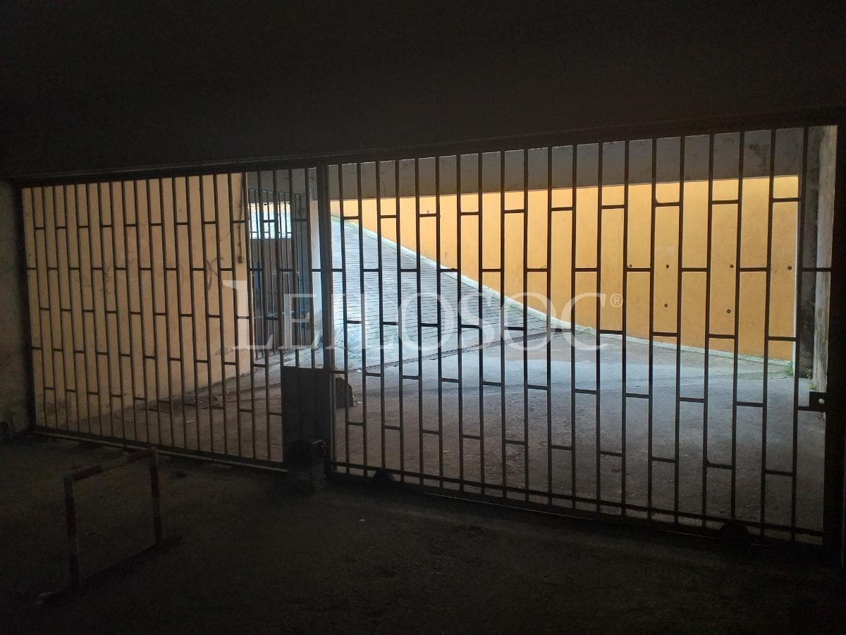 Garagem · Chaves — imagen 3