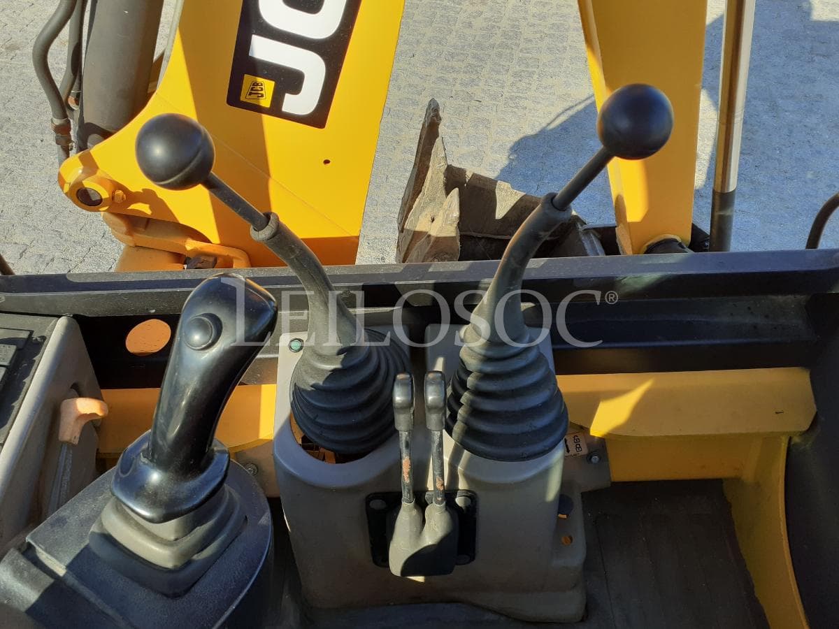 JCB 1CX · Ano 2005 — imagen 7