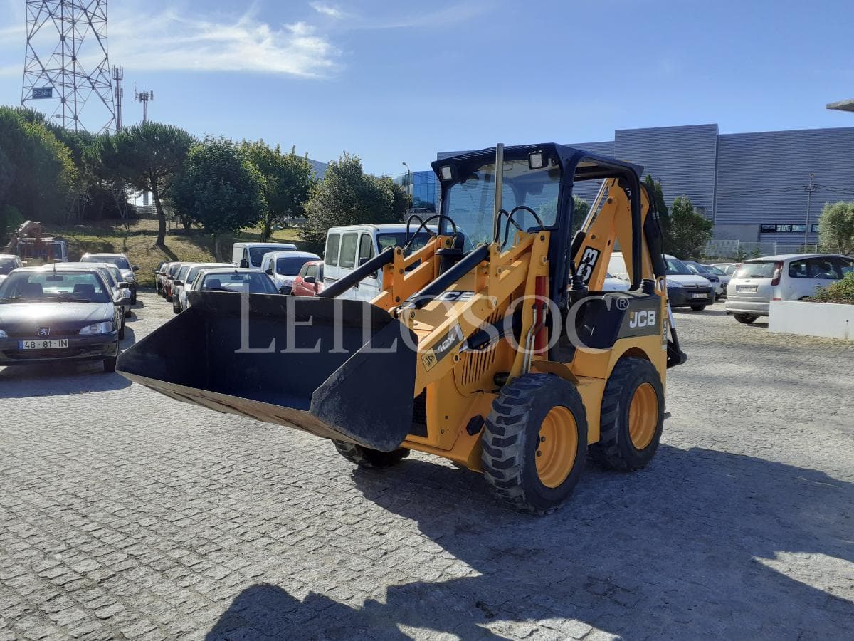 JCB 1CX · Ano 2005 — imagen 3
