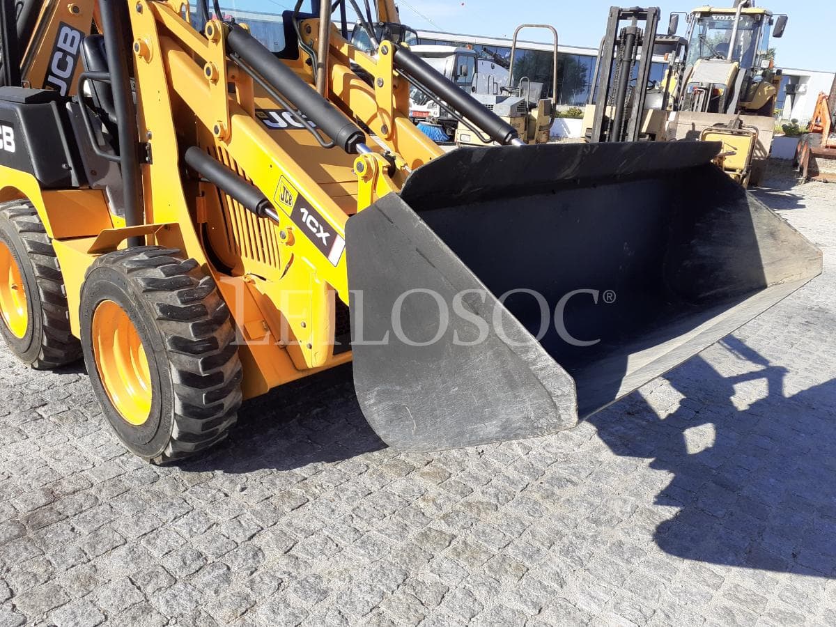 JCB 1CX · Ano 2005 — imagen 9