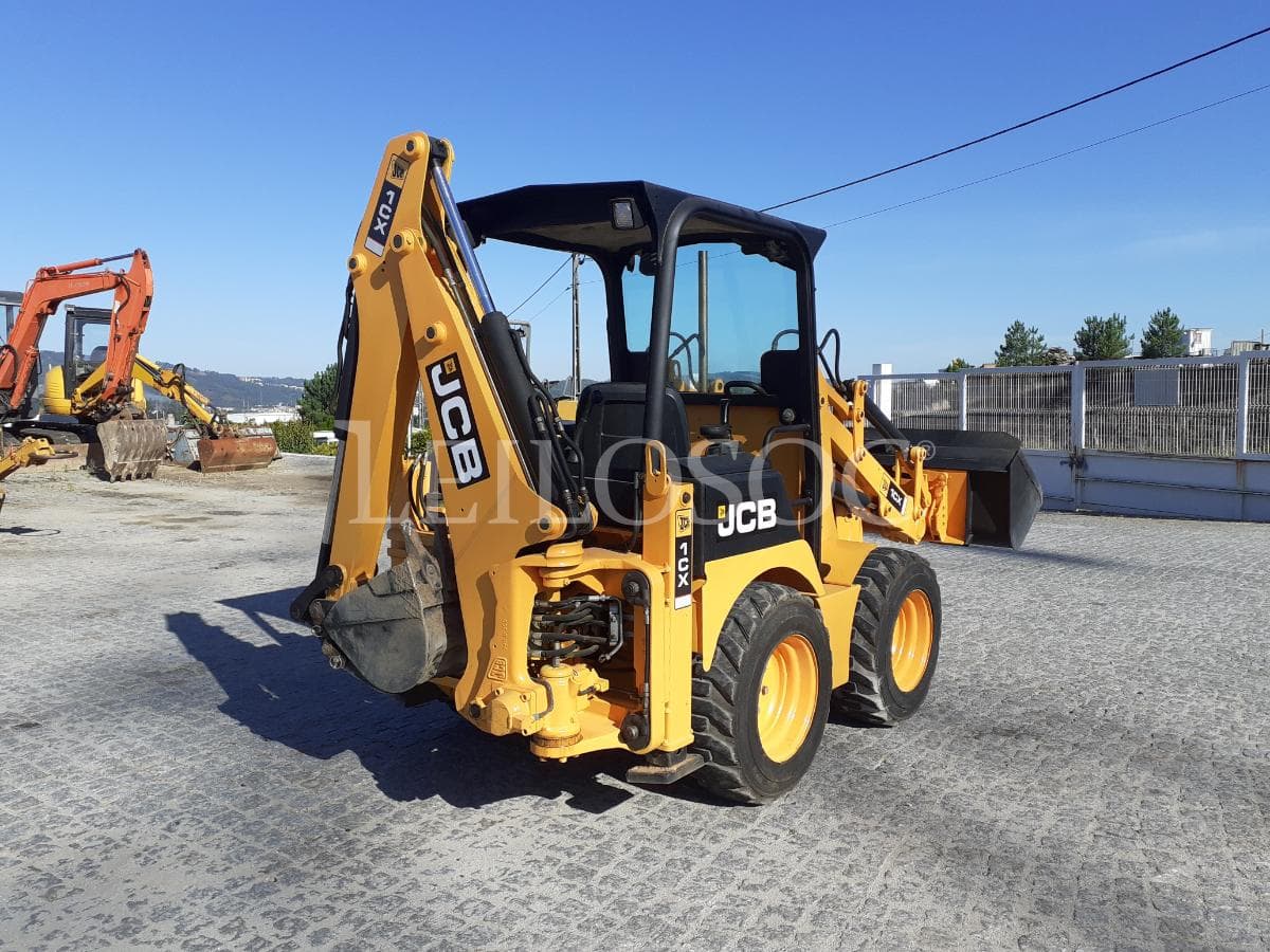 JCB 1CX · Ano 2005 — imagen 4