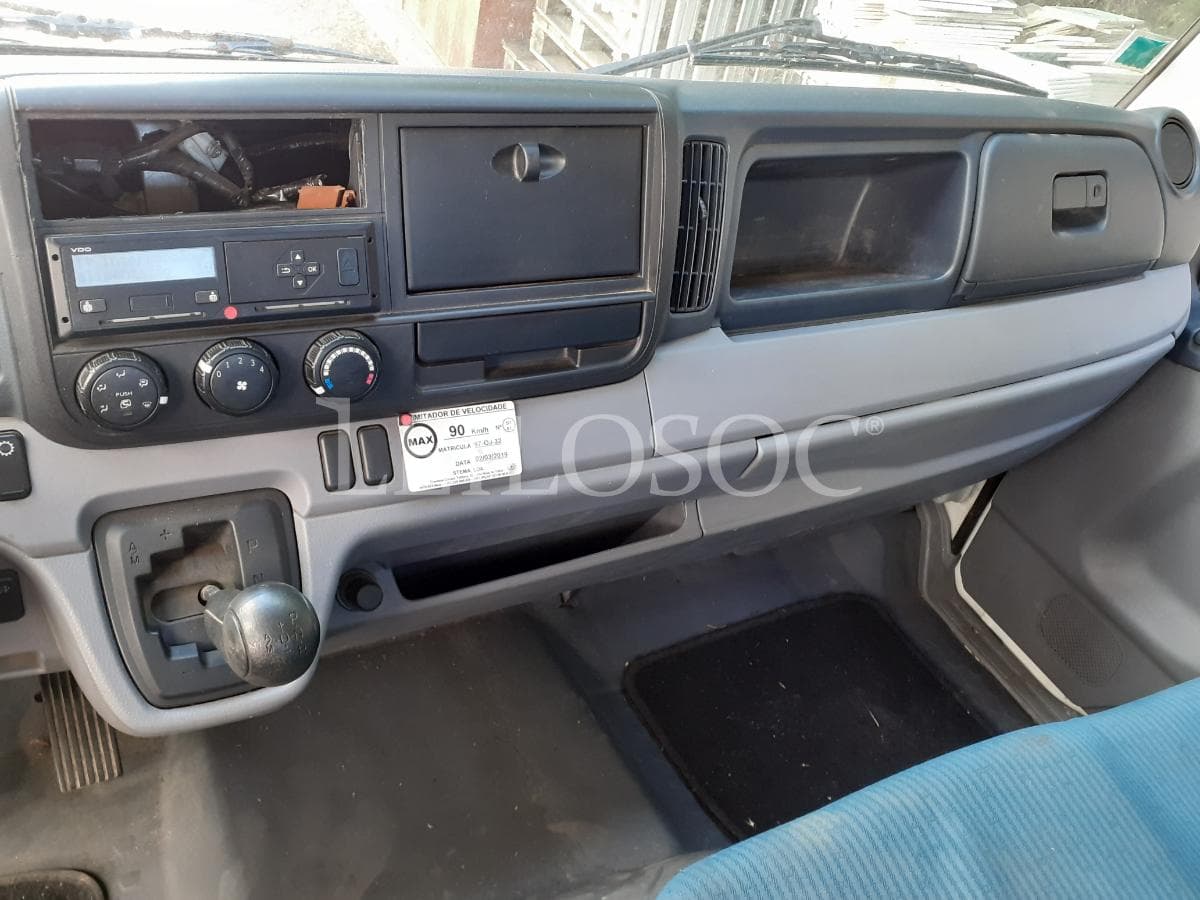 Mitsubishi Canter 9C18 · Ano 2014 — imagen 12