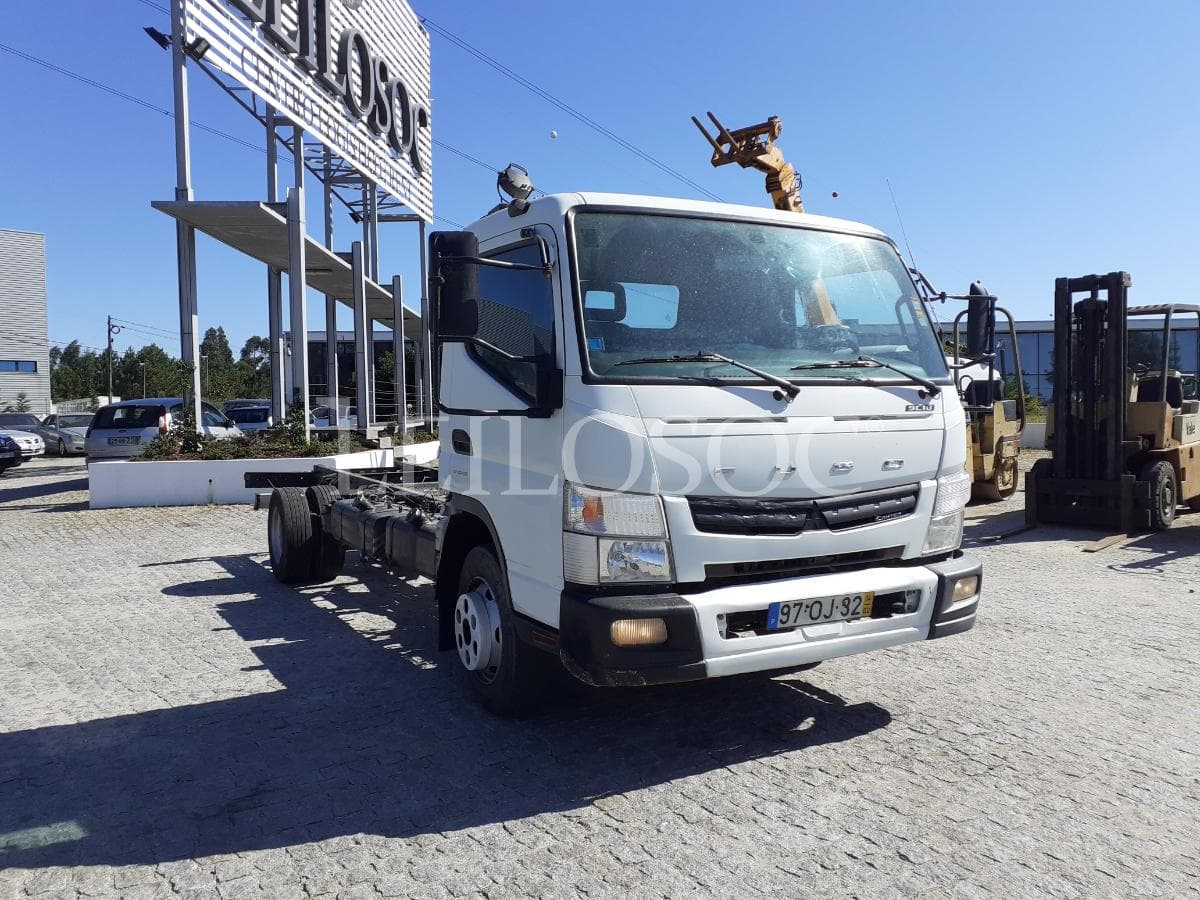 Mitsubishi Canter 9C18 · Ano 2014 — imagen 1