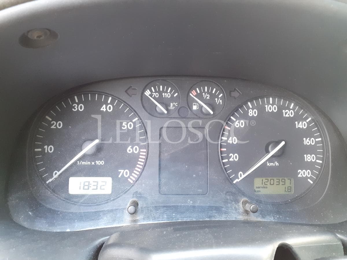 Volkswagen Polo 1.0 · Ano 1998 — imagen 15