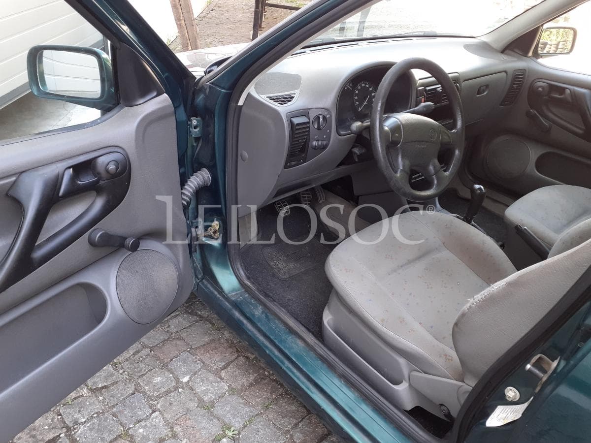 Volkswagen Polo 1.0 · Ano 1998 — imagen 7