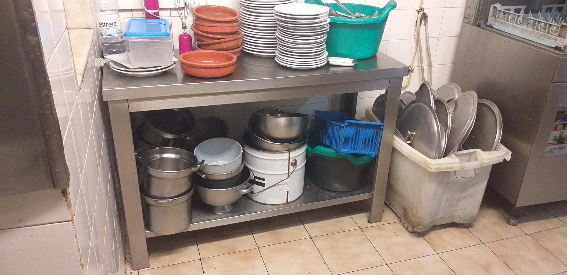 Equipamento de Restauração e Escritório — imagen 32