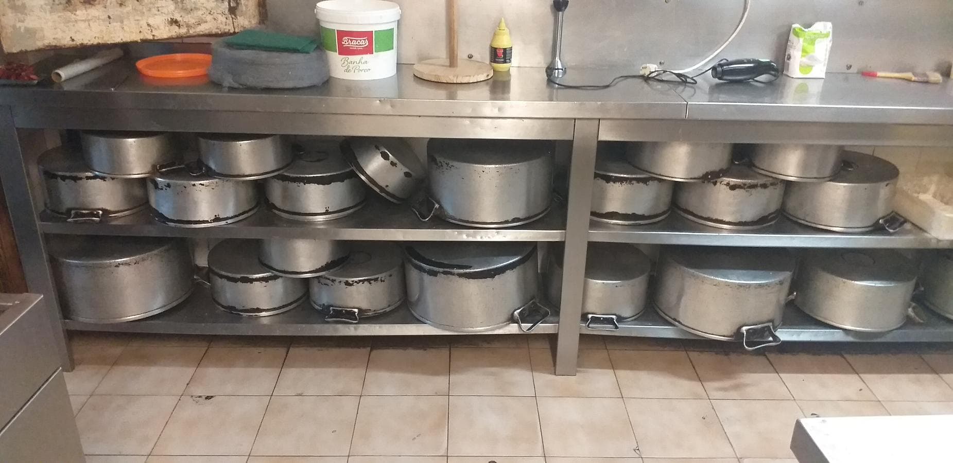 Equipamento de Restauração e Escritório — imagen 61