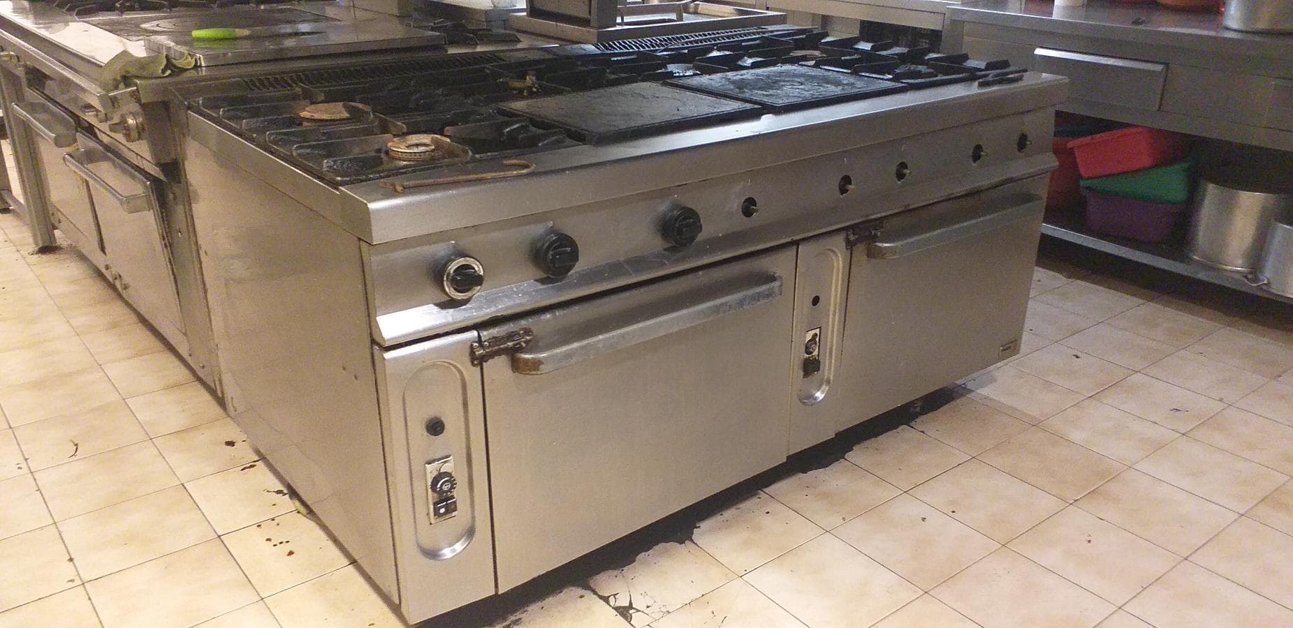 Equipamento de Restauração e Escritório — imagen 33
