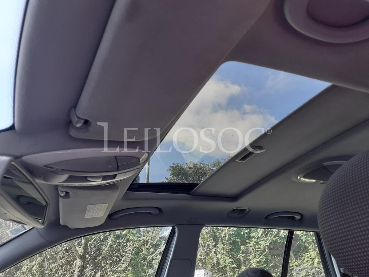 Mercedes-Benz E220 CDI · Ano 2005 — imagen 17