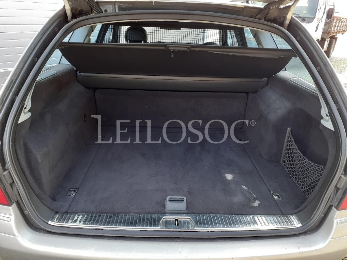 Mercedes-Benz E220 CDI · Ano 2005 — imagen 16