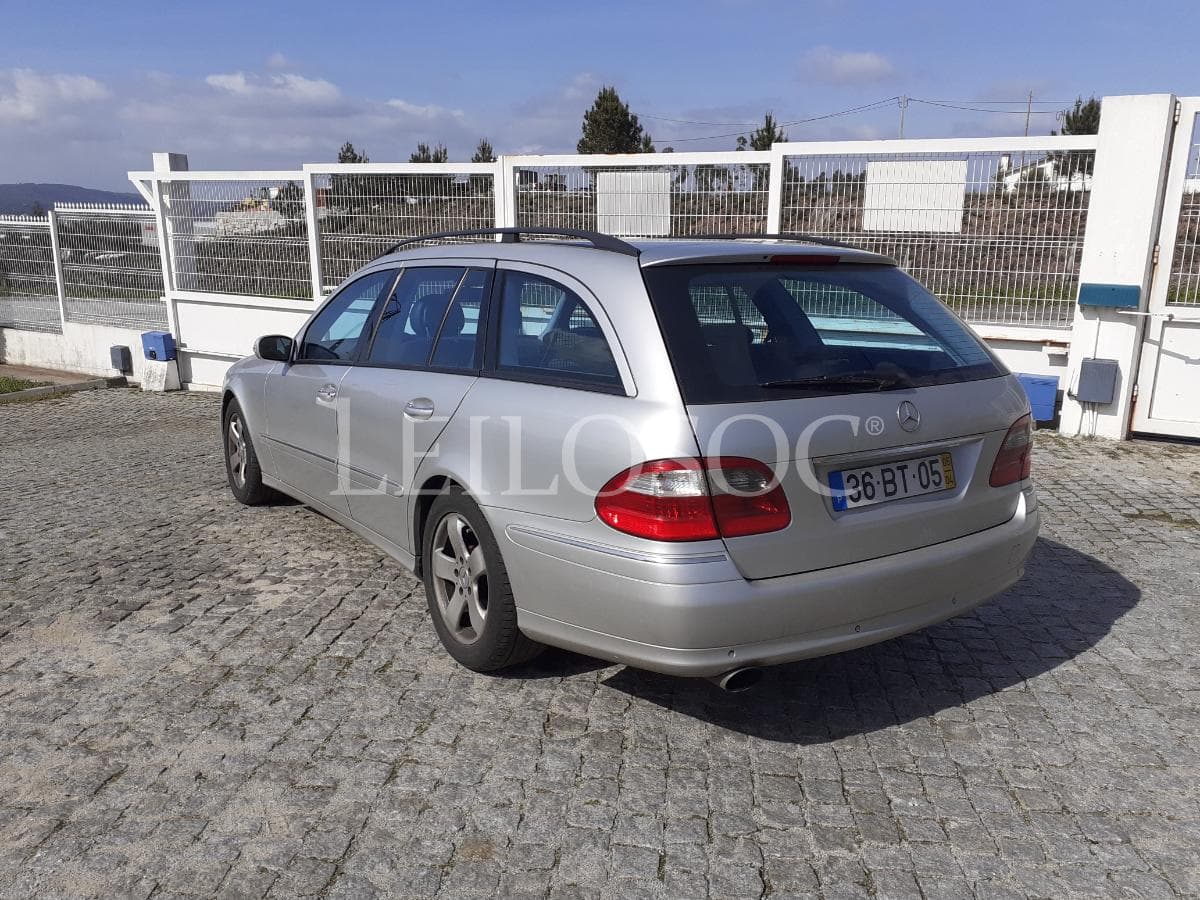 Mercedes-Benz E220 CDI · Ano 2005 — imagen 6