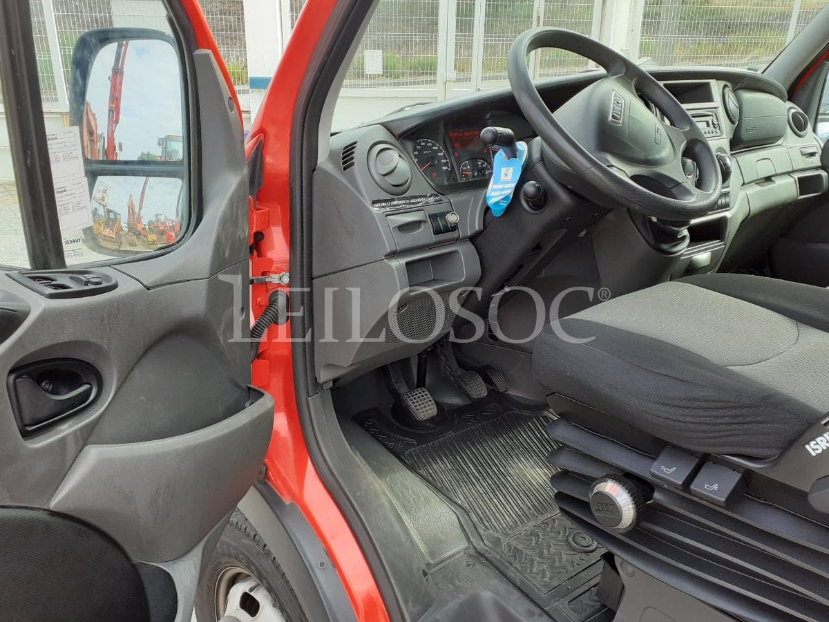 Iveco Daily 35C15 · Ano 2013 — imagen 7