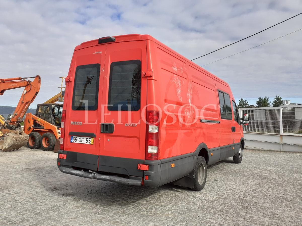 Iveco Daily 35C15 · Ano 2013 — imagen 4