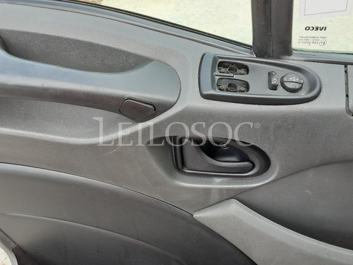 Iveco Daily 35C15 · Ano 2013 — imagen 9