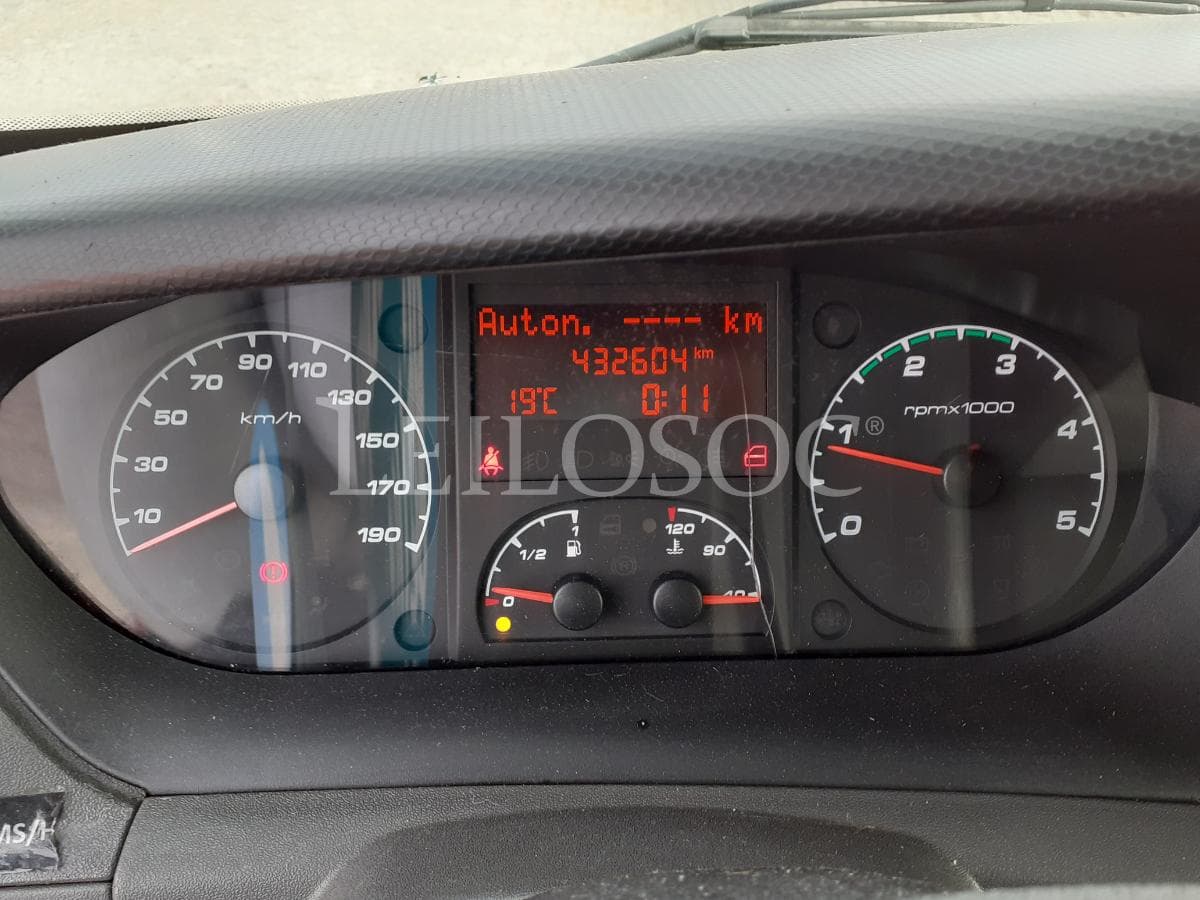Iveco Daily 35C15 · Ano 2013 — imagen 11