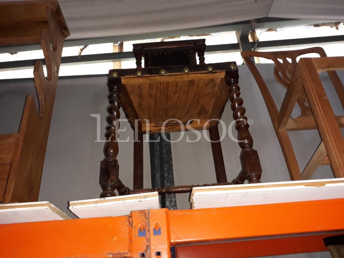 Mobiliário Vintage e Centenário — image 4