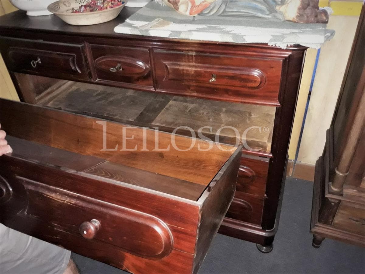 Mobiliário Vintage e Centenário — image 6