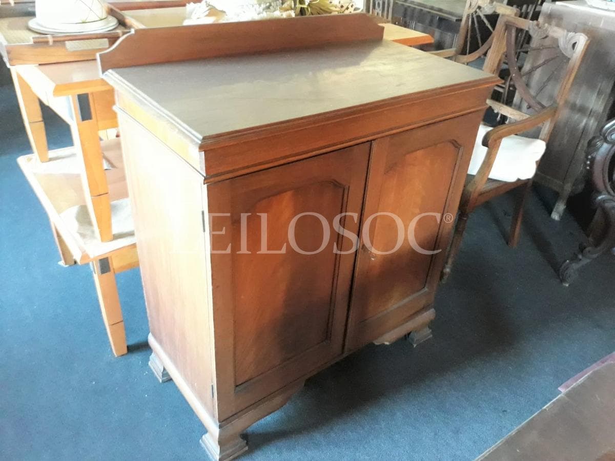 Mobiliário Vintage e Centenário — image 1