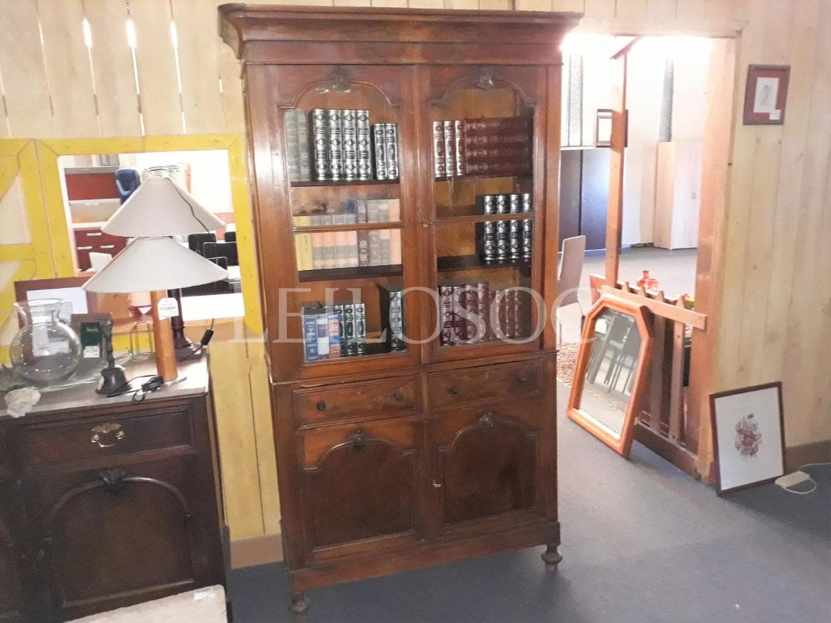 Mobiliário Vintage e Centenário — image 2