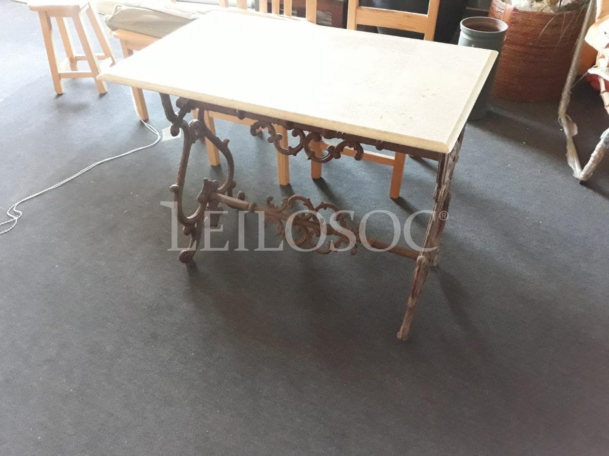 Mobiliário Vintage e Centenário — image 4