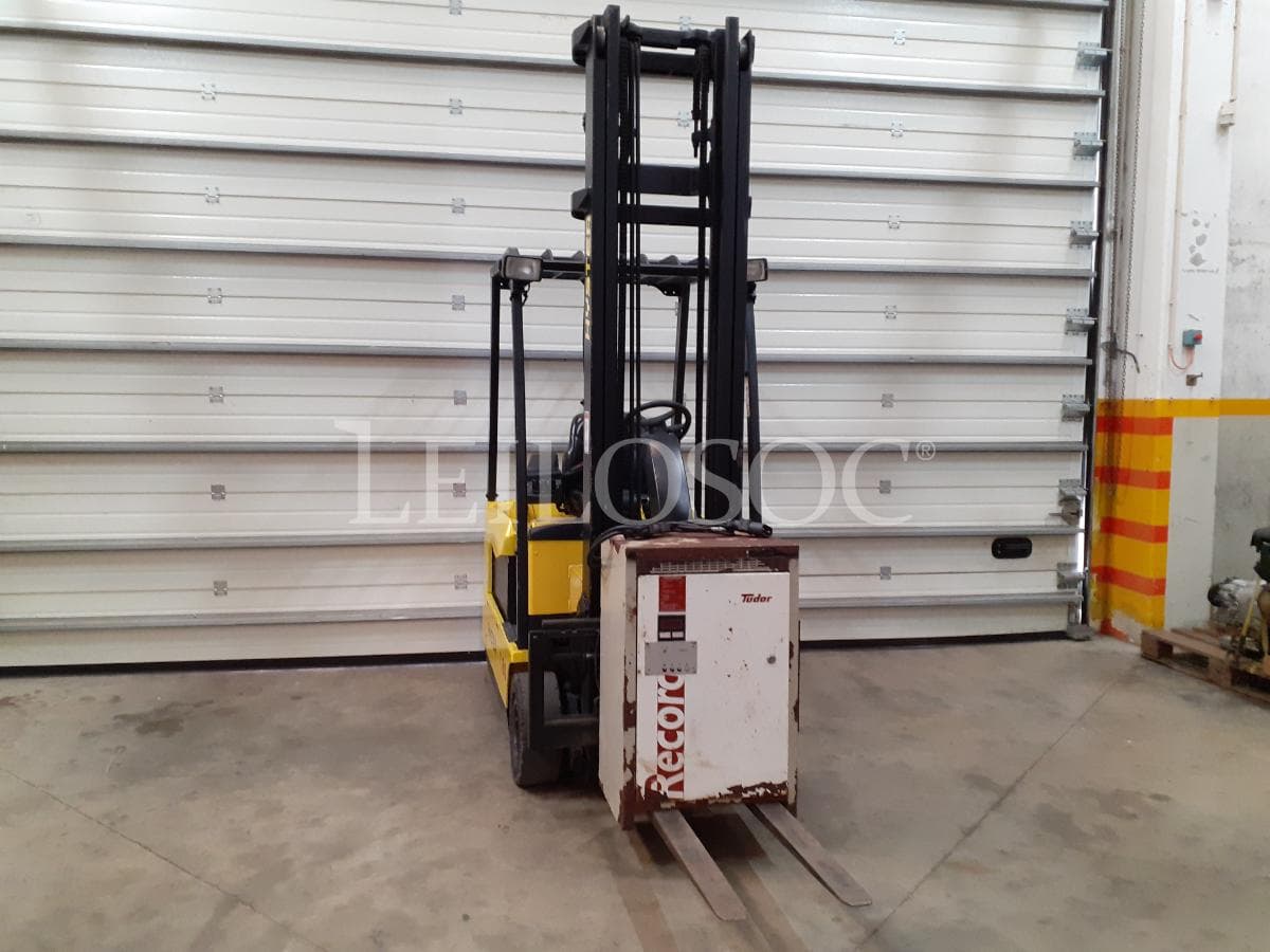 Empilhador Hyster · Elétrico · J160XM — image 2