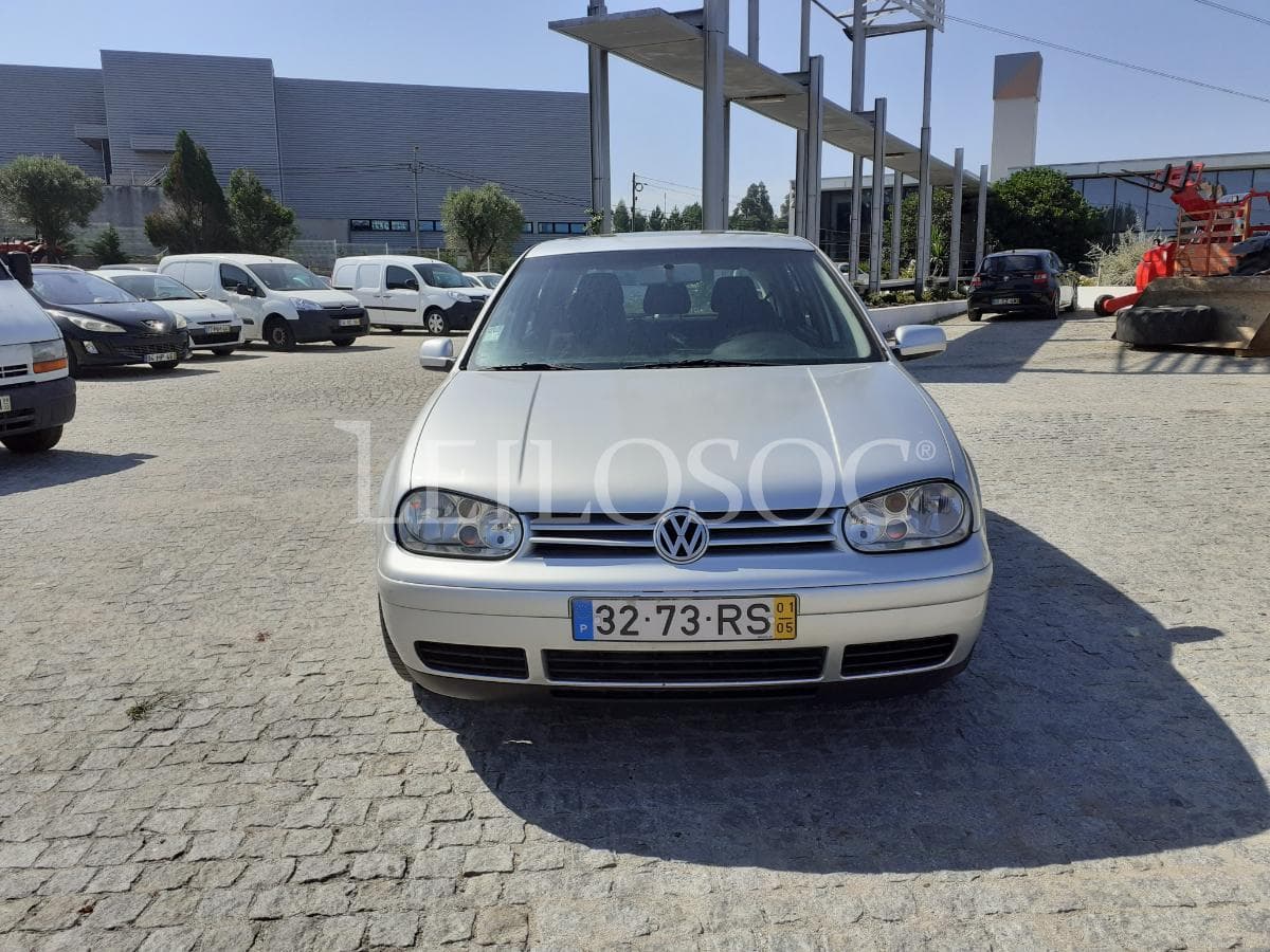 Volkswagen Golf 1.9 TDI · Ano 2001 — imagen 2