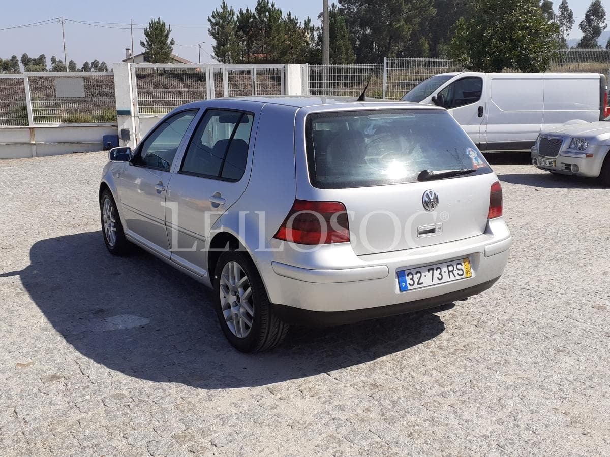 Volkswagen Golf 1.9 TDI · Ano 2001 — imagen 4