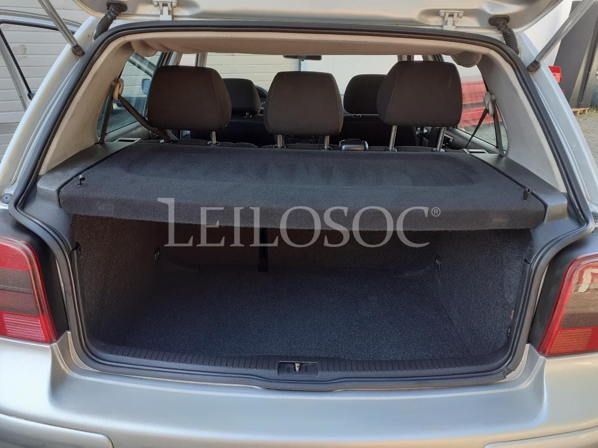 Volkswagen Golf 1.9 TDI · Ano 2001 — imagen 17