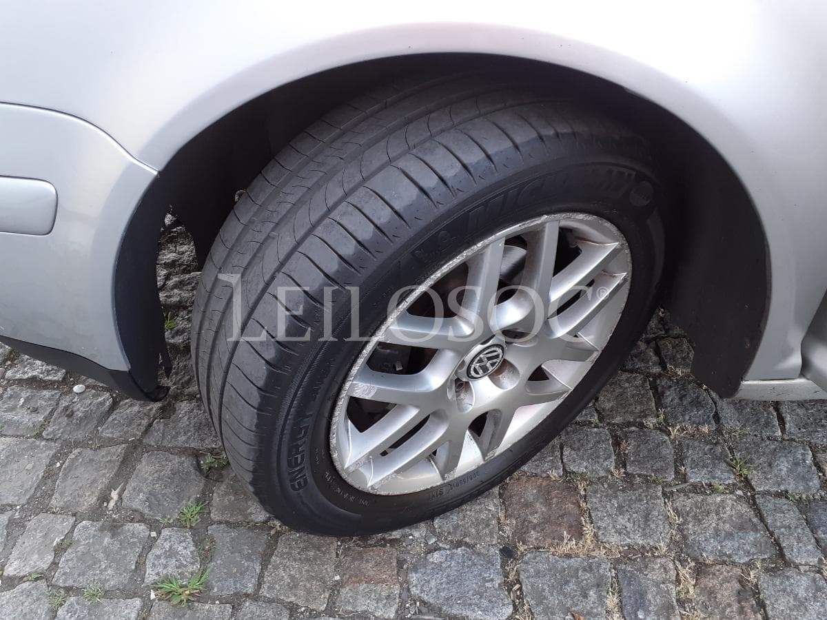 Volkswagen Golf 1.9 TDI · Ano 2001 — imagen 21