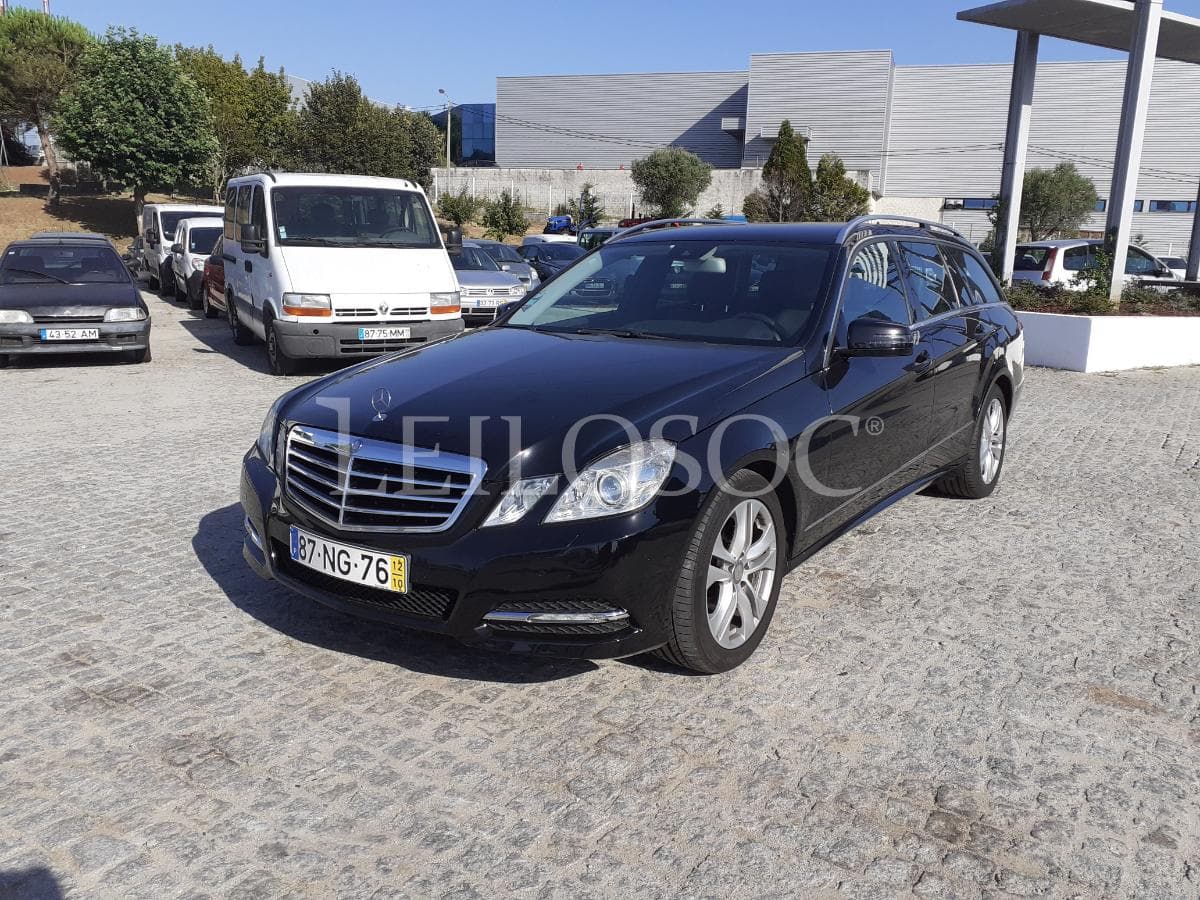 Mercedes-Benz E 300 Hybrid/Diesel · Ano 2012 — image 3