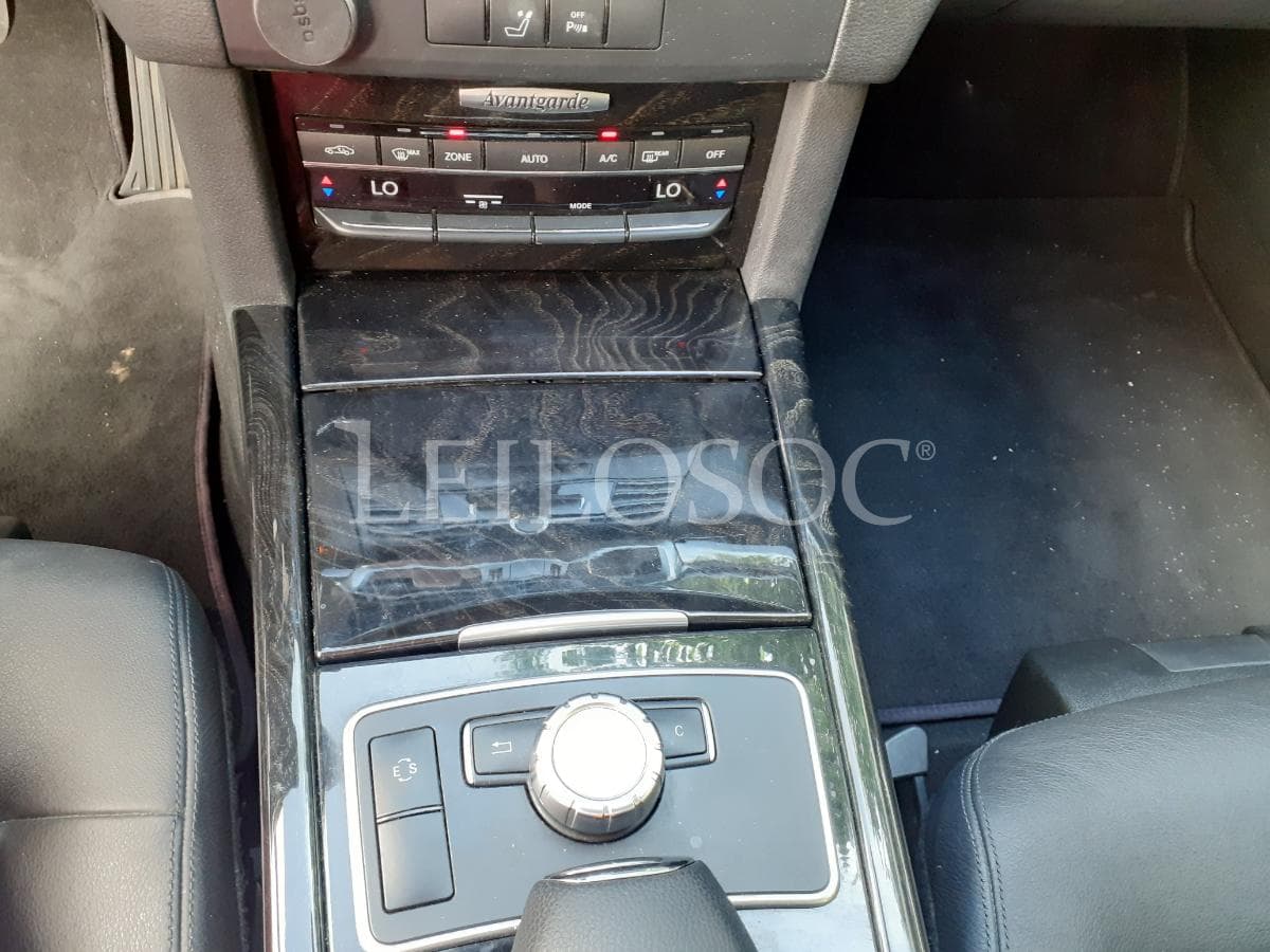 Mercedes-Benz E 300 Hybrid/Diesel · Ano 2012 — image 14