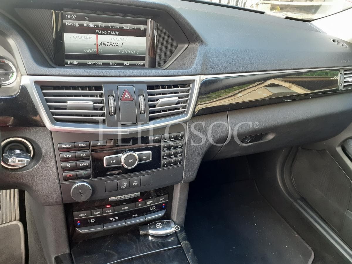 Mercedes-Benz E 300 Hybrid/Diesel · Ano 2012 — image 15