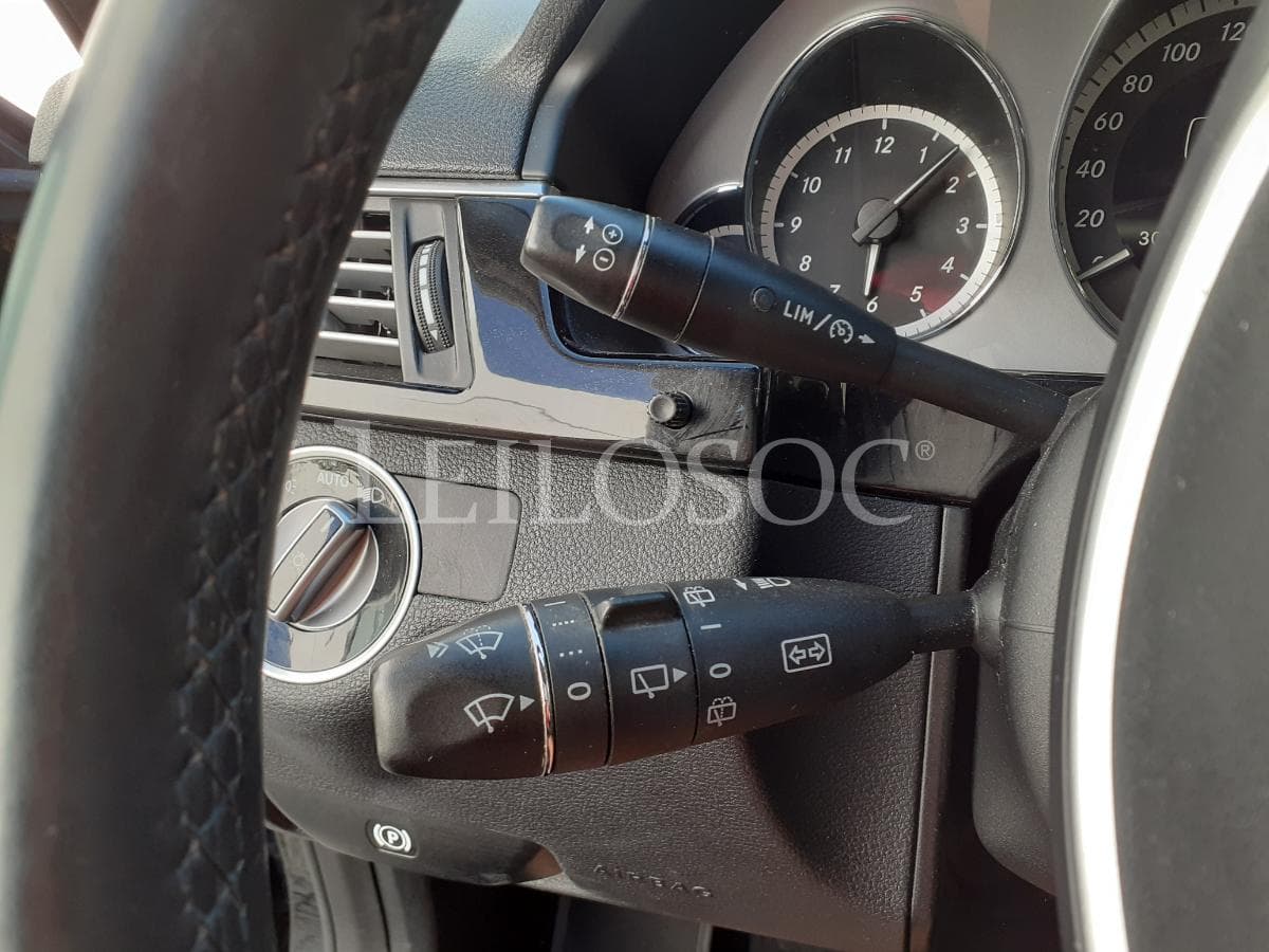 Mercedes-Benz E 300 Hybrid/Diesel · Ano 2012 — image 16