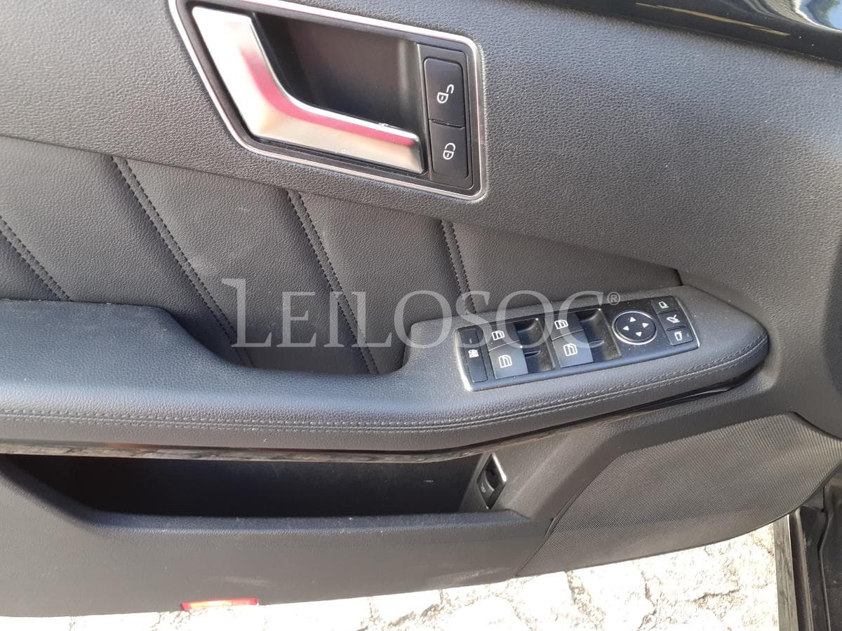 Mercedes-Benz E 300 Hybrid/Diesel · Ano 2012 — image 9