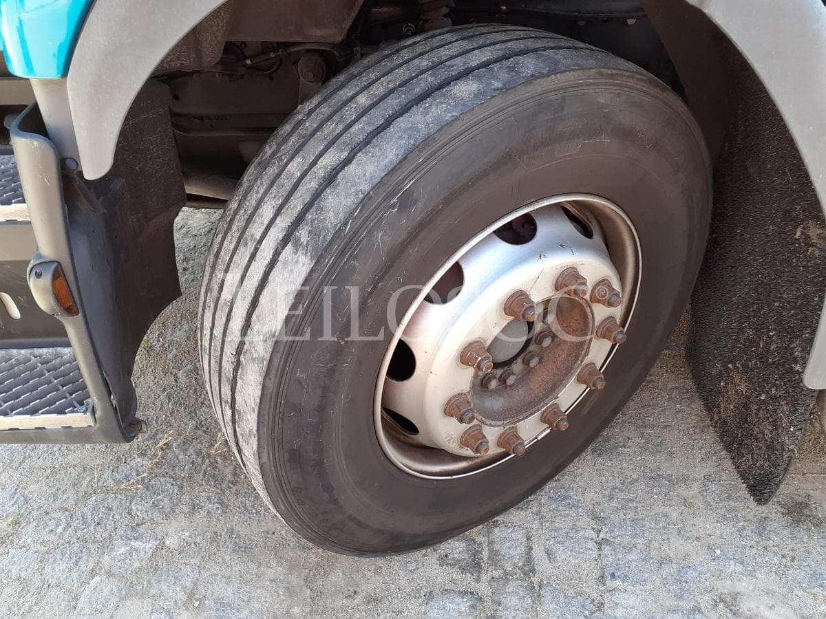 Trator Renault 420 DCI · Ano 2000 — image 20