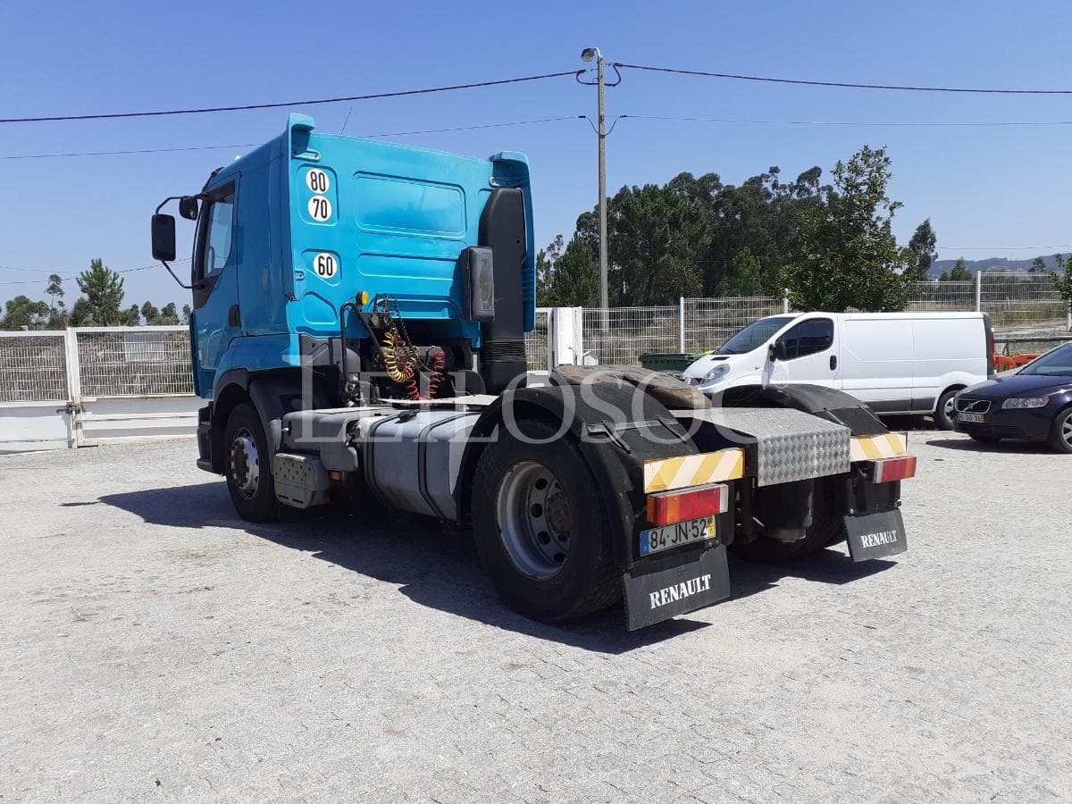 Trator Renault 420 DCI · Ano 2000 — image 6