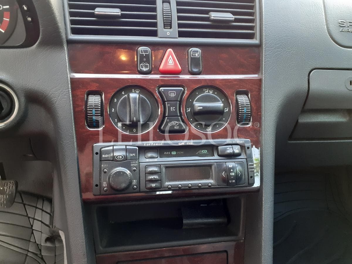 Mercedes-Benz C 220D · Ano 1997 — imagen 14