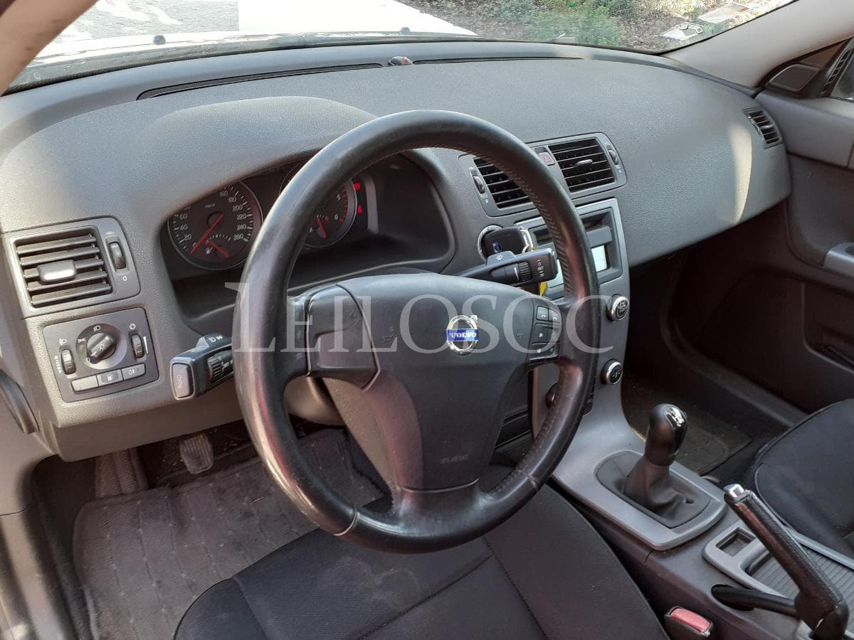 Volvo S40 1.6 · Diesel · Ano 2008 — imagen 10