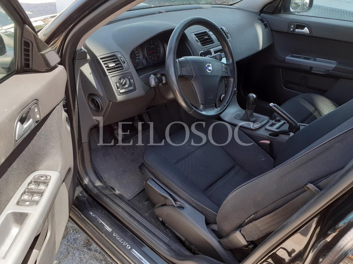 Volvo S40 1.6 · Diesel · Ano 2008 — imagen 7
