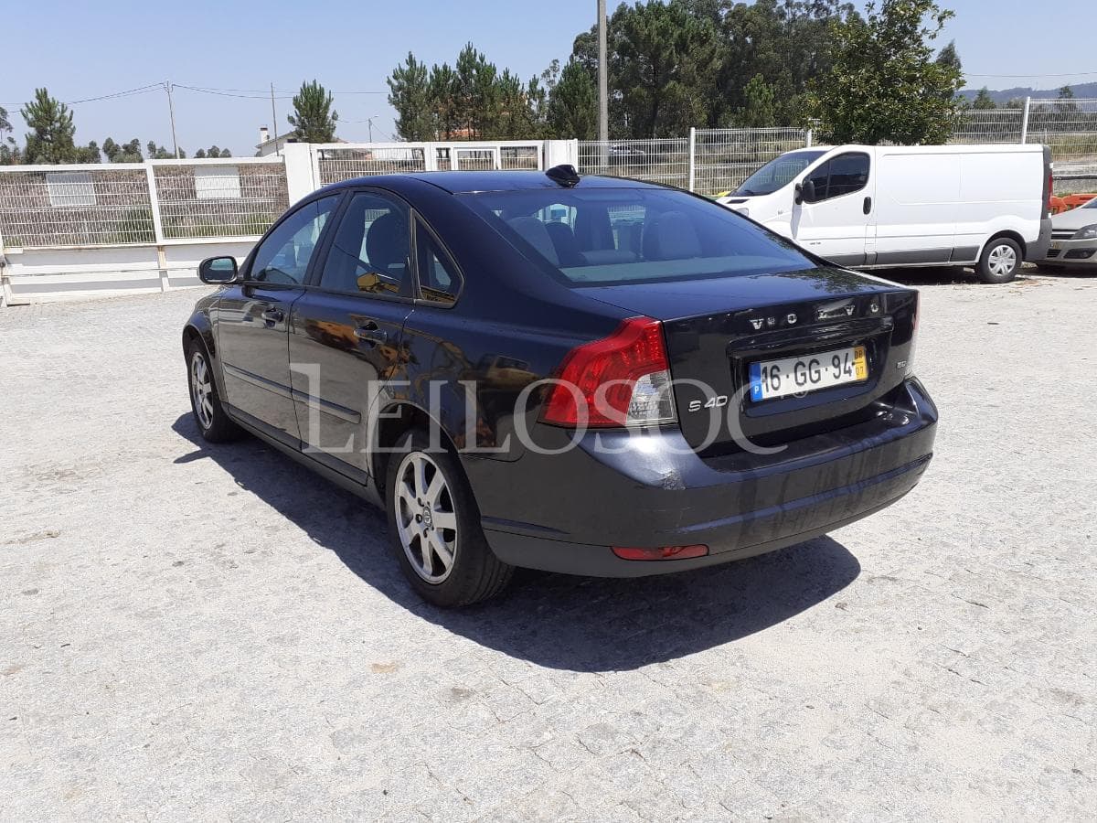 Volvo S40 1.6 · Diesel · Ano 2008 — imagen 6