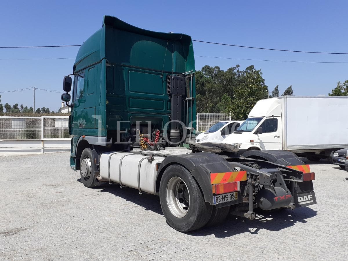 DAF XF 105.460 · Ano 2008 — image 4