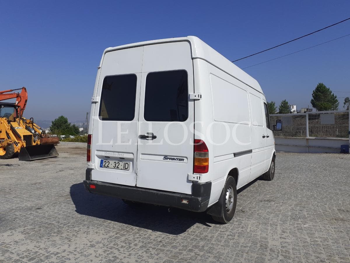 Mercedes-Benz Sprinter 312D 2.9 · Ano 1997 — imagen 4