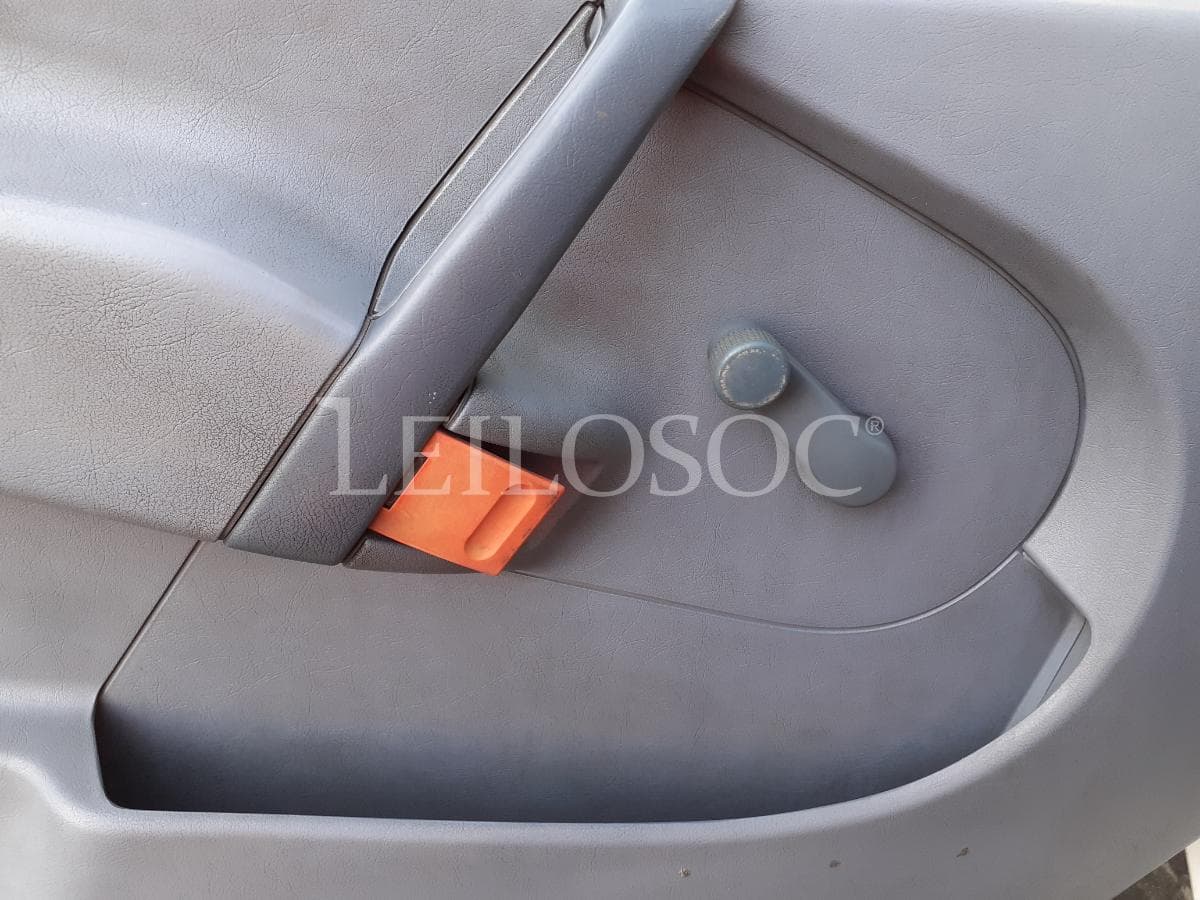 Mercedes-Benz Sprinter 312D 2.9 · Ano 1997 — imagen 9