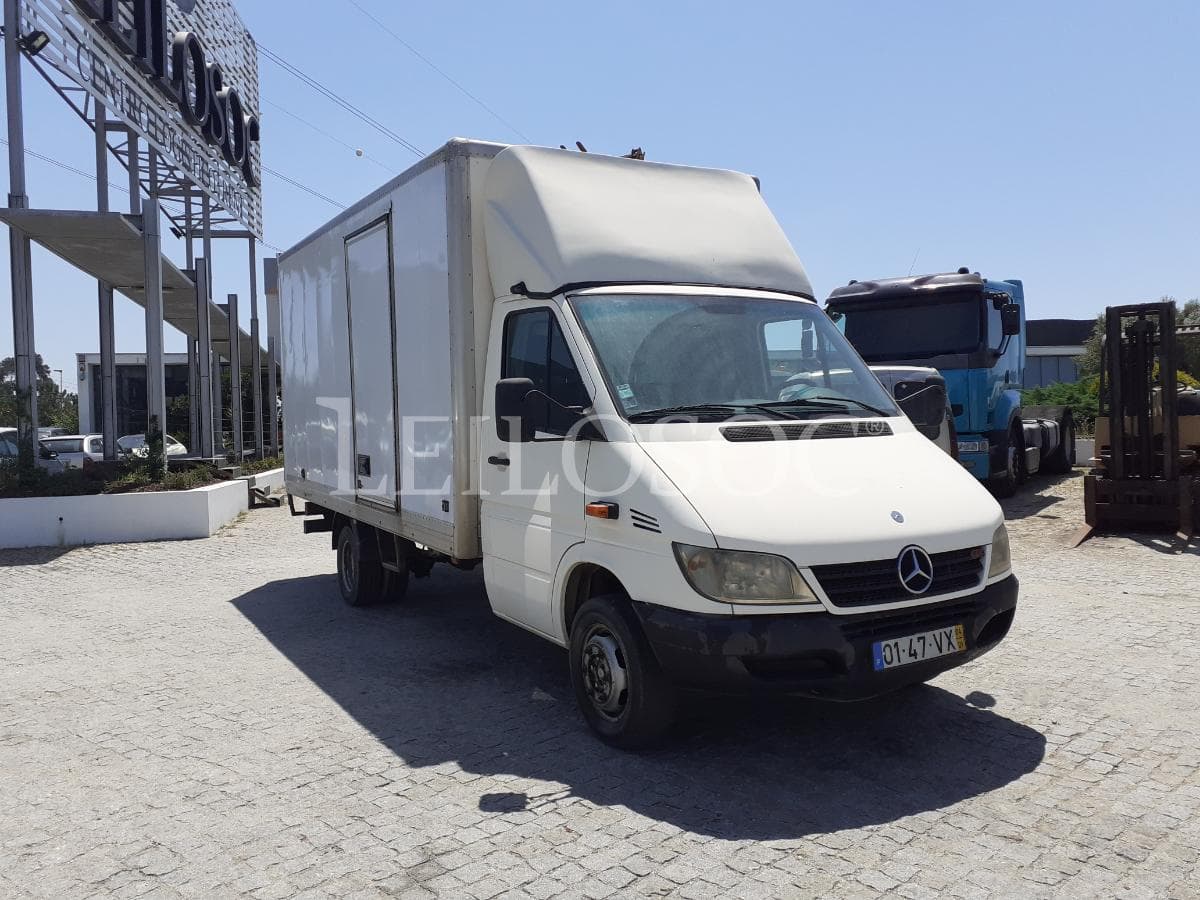Mercedes-Benz Sprinter · Contentor · Ano 2004 — image 1