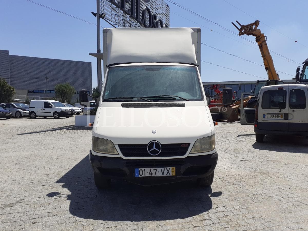 Mercedes-Benz Sprinter · Contentor · Ano 2004 — image 2