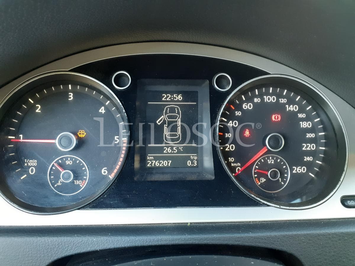 Volkswagen Passat 2.0 TDI · Ano 2009 — imagen 17