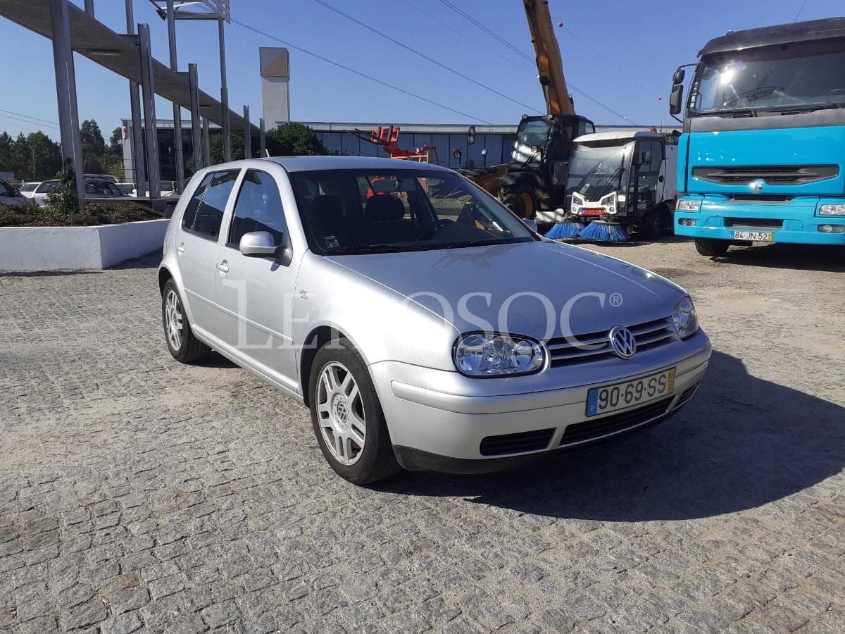 Volkswagen Golf 1.9 TDI · Ano 2001 — imagen 1