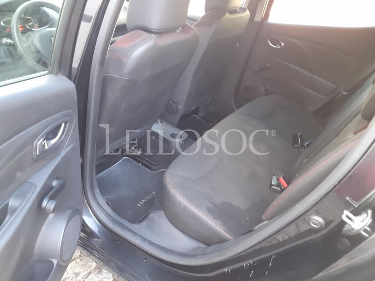 Renault Clio 1.5 DCI · Año 2014 — imagen 10
