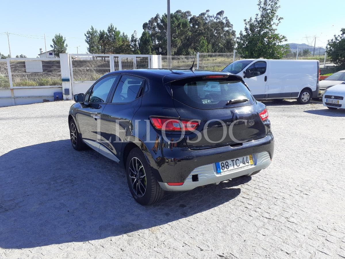Renault Clio 1.5 DCI · Año 2014 — imagen 4